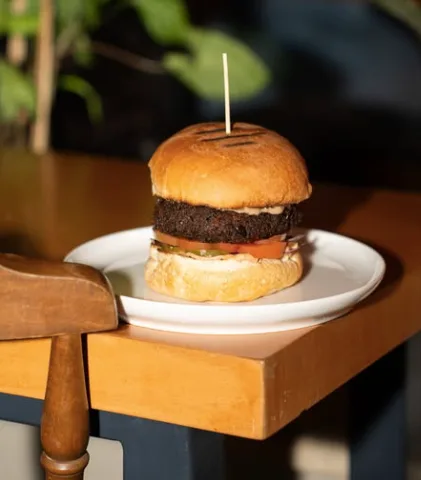Vatka Burger Co. 1